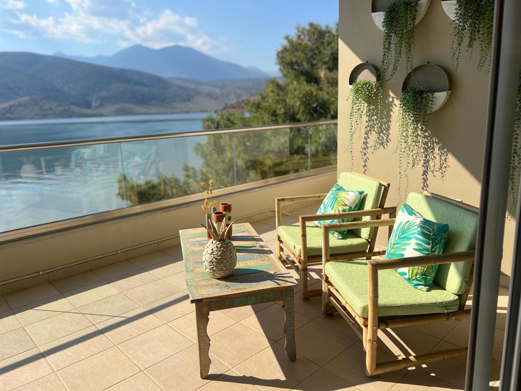 Beach House In Itea-Delphi Kültér fotó